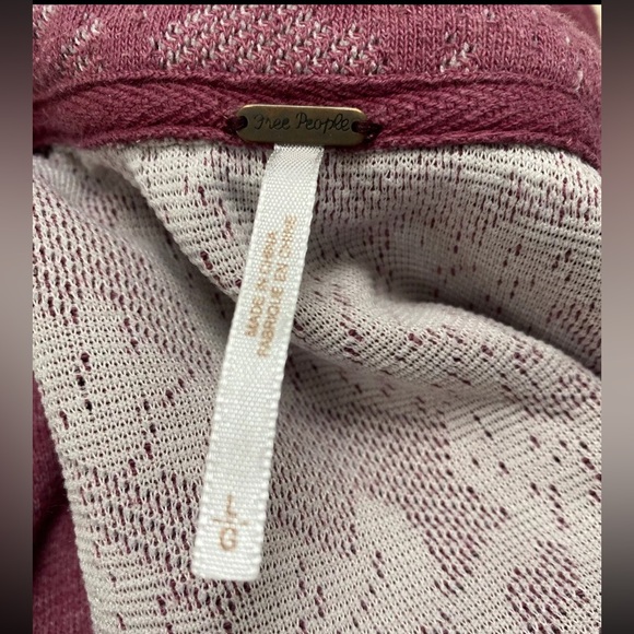 FREE PEOPLE Sz Large Bed Of Roses Jacquard Tunic Side Zip Sweatshirt Lace print - Picture 9 of 9